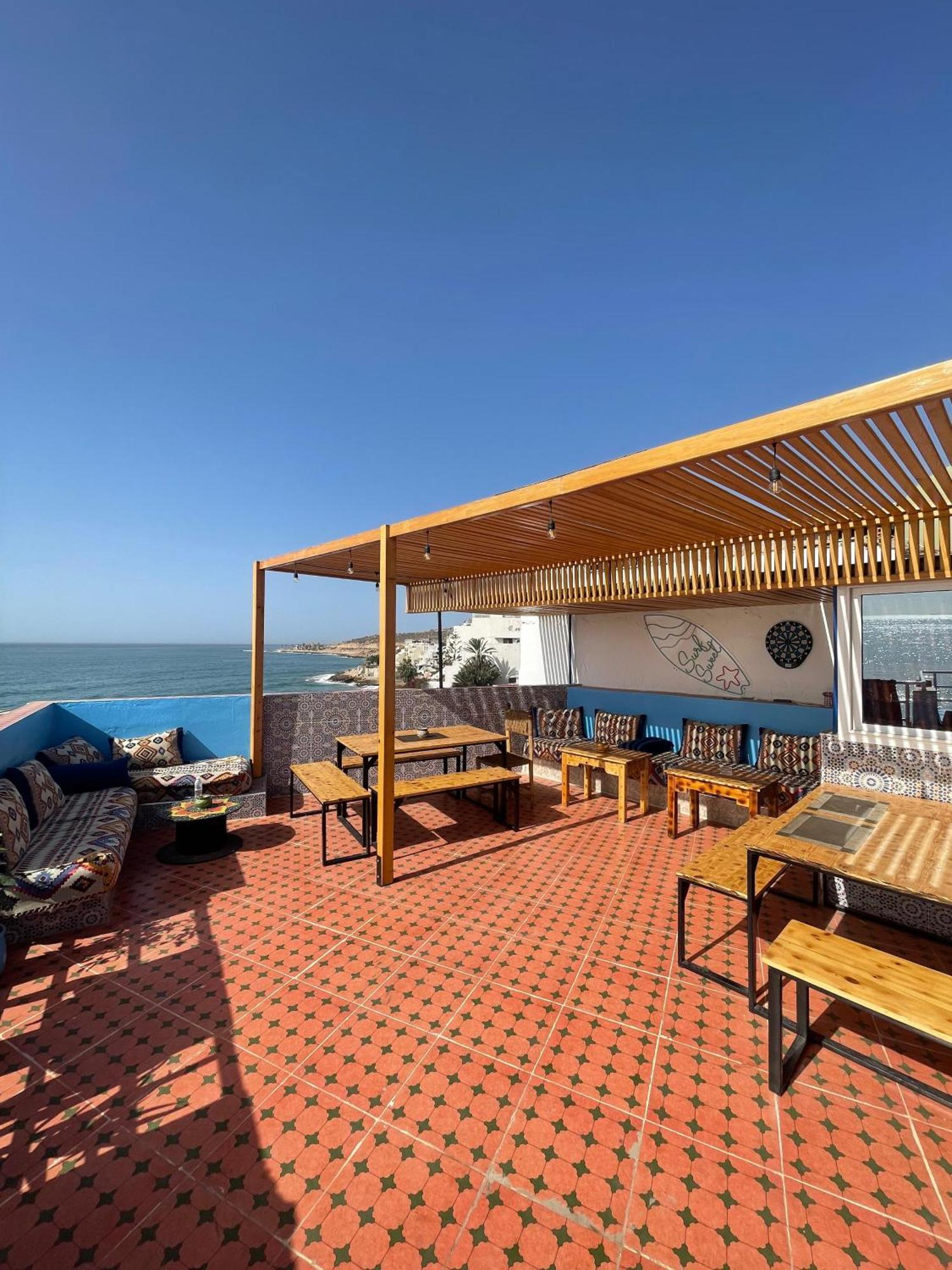 Sweet Surf Hostel Taghazout Eksteriør billede